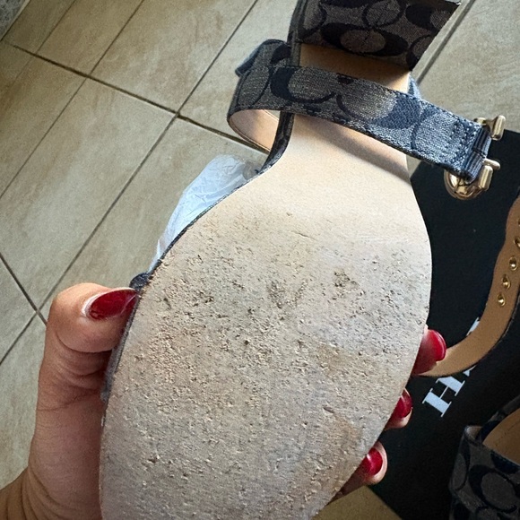 Coach Women's Black and Gray Heels - Picture 4 of 4